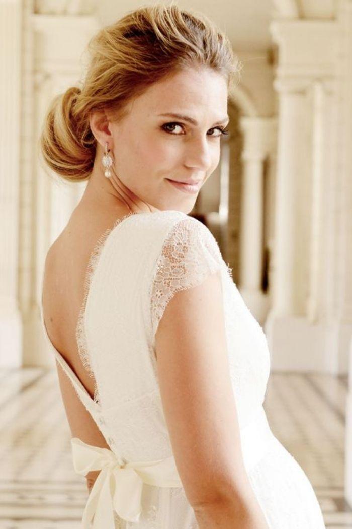 Robe de Mari?�e Grossesse Courte D?�collet?�e dans le Dos - Ivoire �?? Mummy Nantes